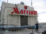 Marriott felirat elhelyezse, Budapest